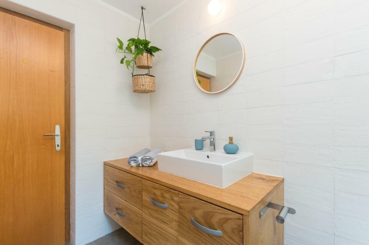 Casa Flora 3-Minutes' Walk From The Beach Novigrad  Luaran gambar